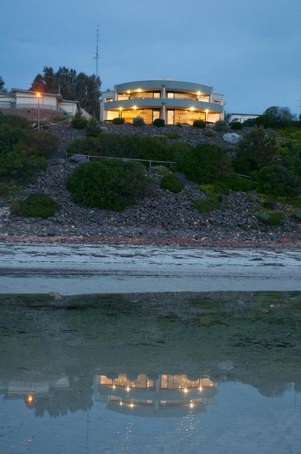 Cliff House Beachfront Villas Moonta Exterior foto